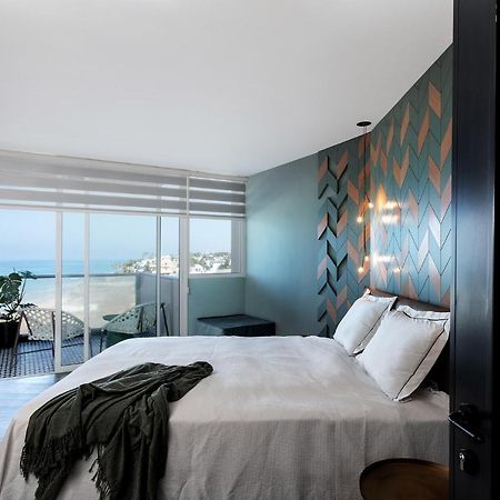 Sea View Stylish 1Br With Balcony By Beachfront Stay Herzelia Esterno foto